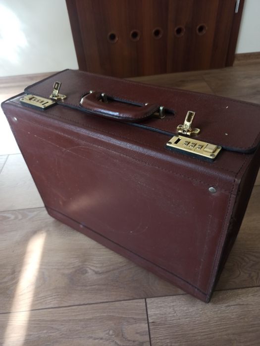 Walizka prl -lekarska