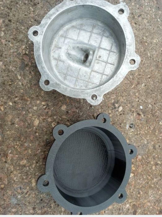 Пластиковая  крышка балансира а/м УРАЛ 4320 в