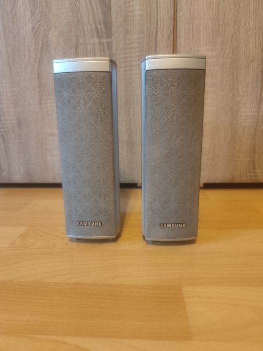 Kolumienki frontowe Samsung pasa 750e