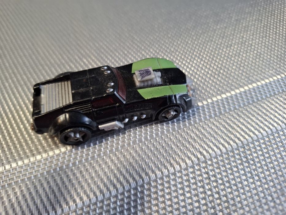 Model samochodu skala 1:64