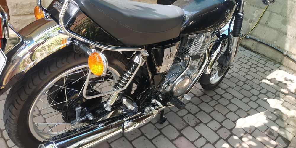 Мотоцикл Ямаха Yamaha SR 400 2019р.