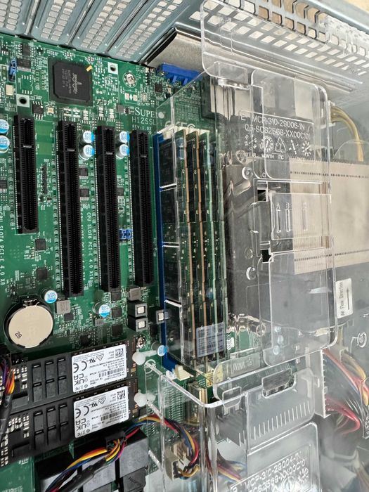 Supermicro server AMD EPYC 7443P