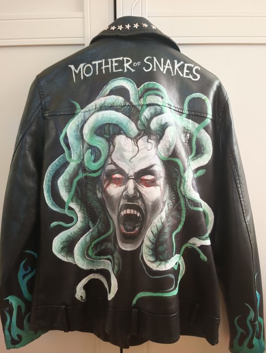 Kurtka skórzana medusa punk