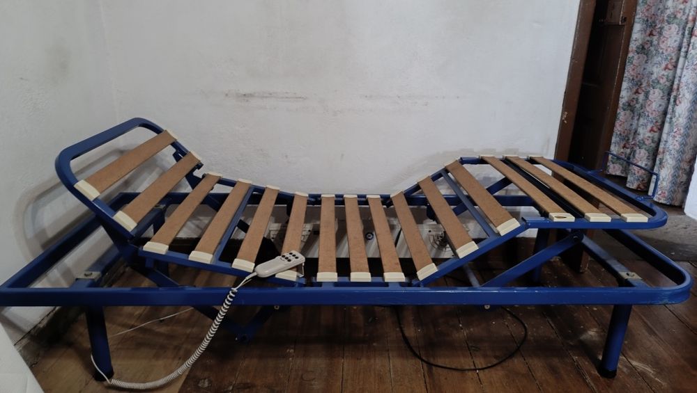Cama articulada elétrica