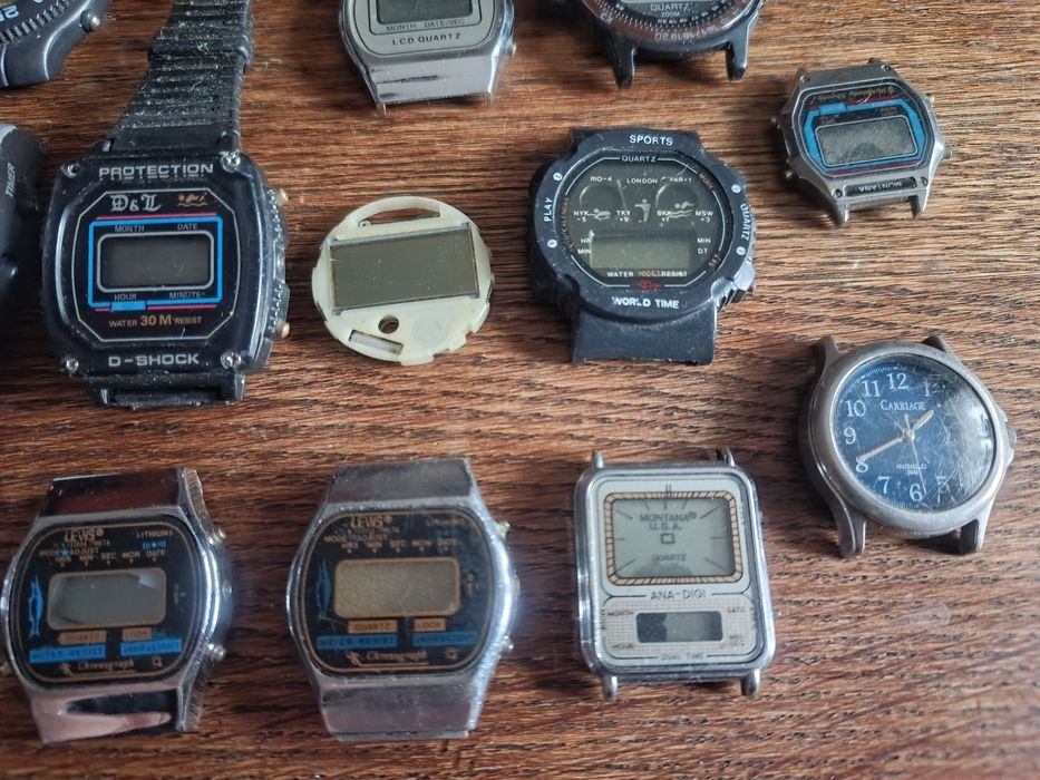 Sprzedam zestaw zegarków elektronicznych na części lata 90te.