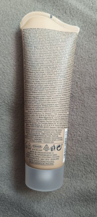Odżywcza maska do dłoni i stóp z masłem shea Avon Planet Spa