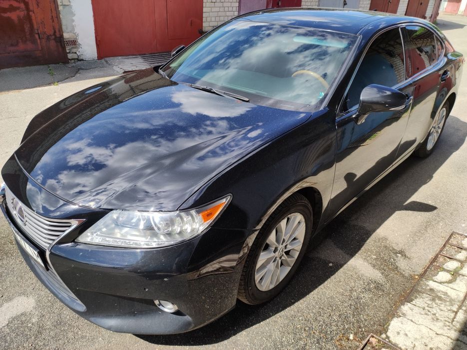 Lexus   ES 300h 14