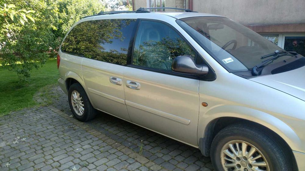 Crysler Voyager 2.8CRD 2005r.