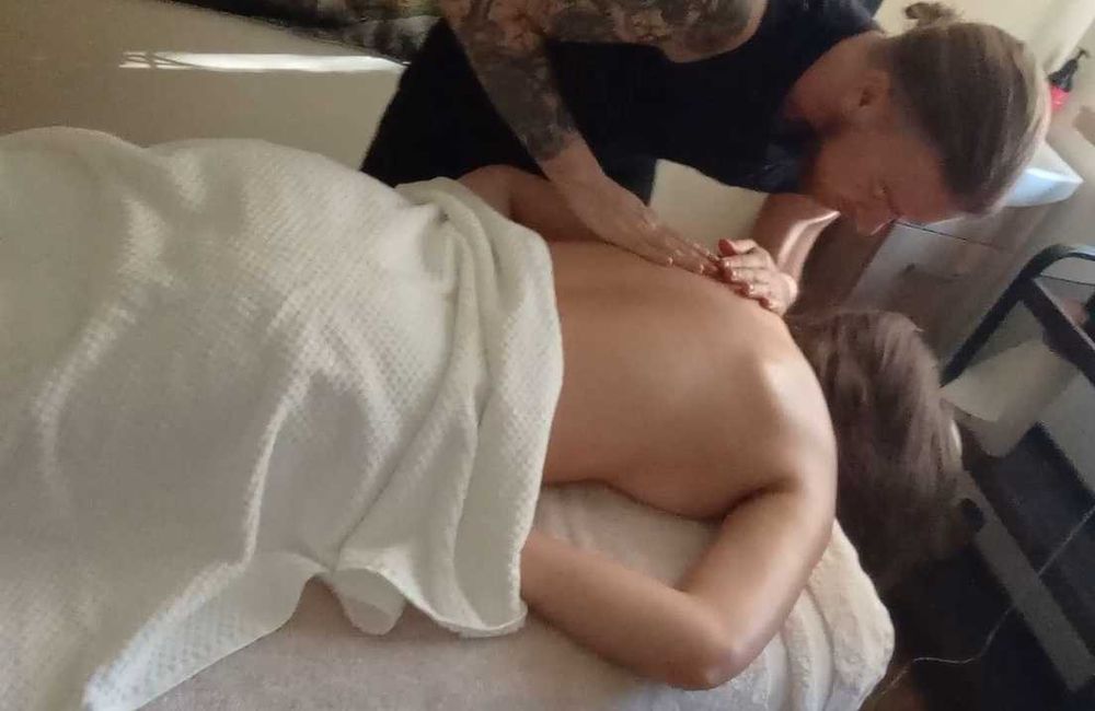 Relaksujący masaż z dodatkami