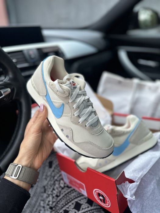 Жіночі оригінальні бігові кросівки Nike Venture Runner CK2948 114