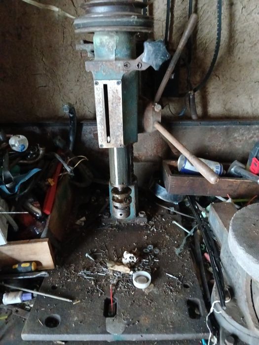 Продам Сверлильный Станок.