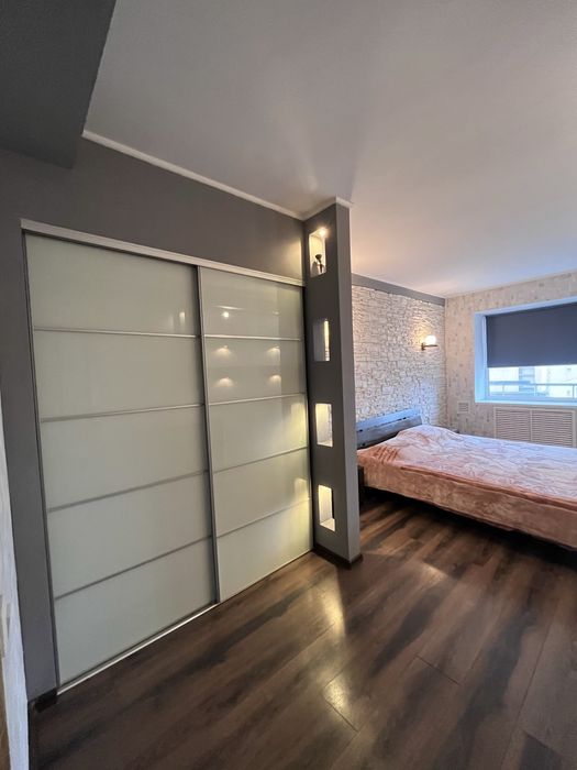 3к квартира з меблями та технікою . Заводський район .