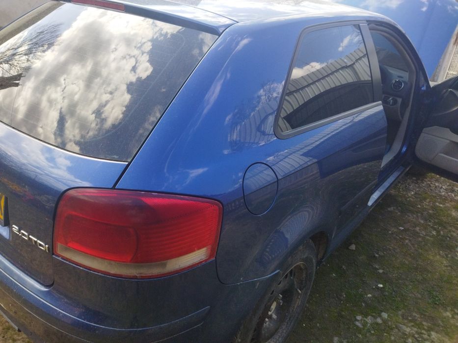 Розборка шрот запчастини Ауді А3,8р,2, 0 tdi.А4,б7 ,2.0дізель , капот