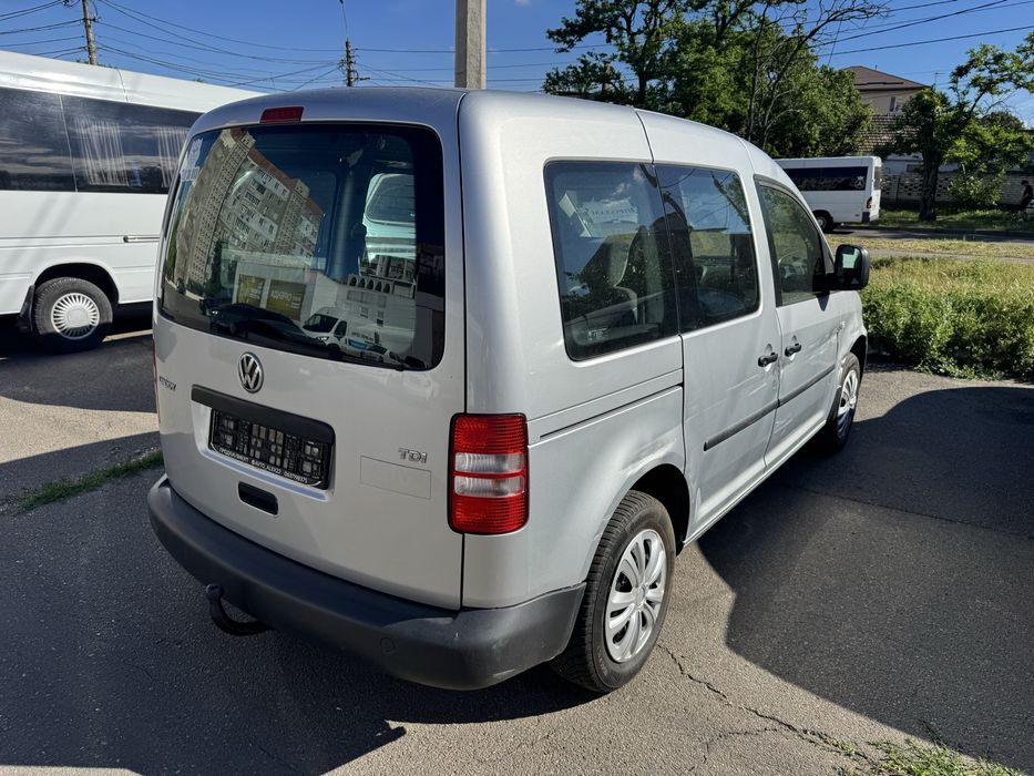Volkswagen Caddy 2015 р. 1.6D