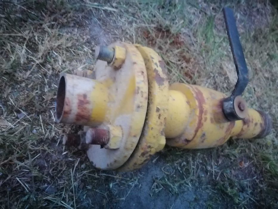 Газові краны з флянцями