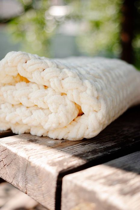 Пледи плюшеві ручної роботи для немовлят