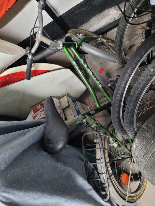 2 bicicletas para adulto e criança