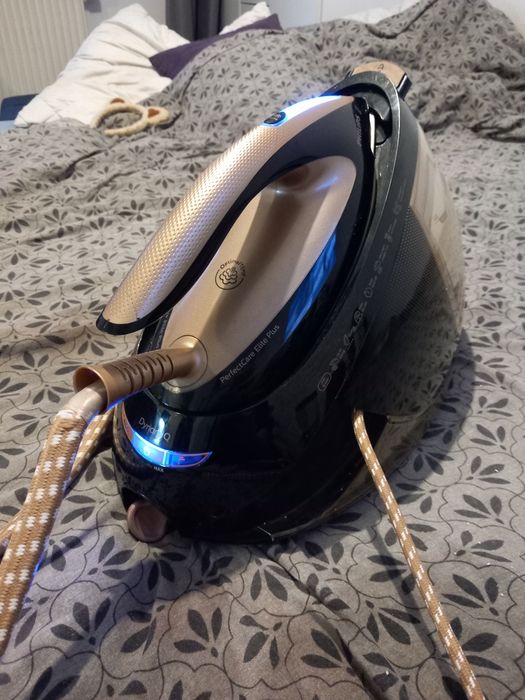Żelazko z generatorem pary Philips