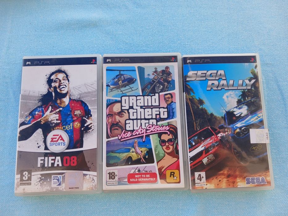 Consola portátil PSP 1004 com cartão 4Gb e 3 jogos