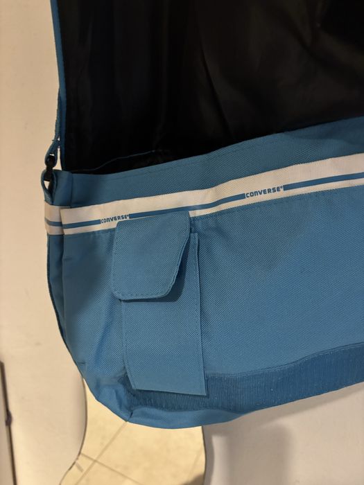 Malaa tira colo Gola BillABong e converse