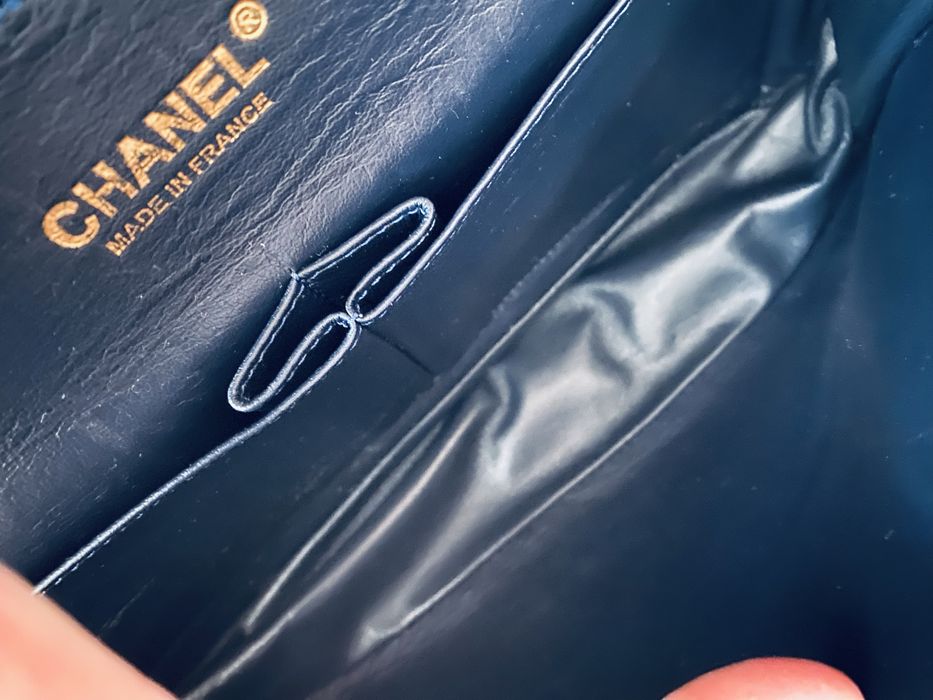 Сумка Шанель ікра  CHANEL Classic Double Flap Bag — Blue Iridescent