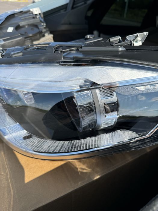 Фари Adaptive LED BMW 5 F10 F11 комплект з блоками рест дорест