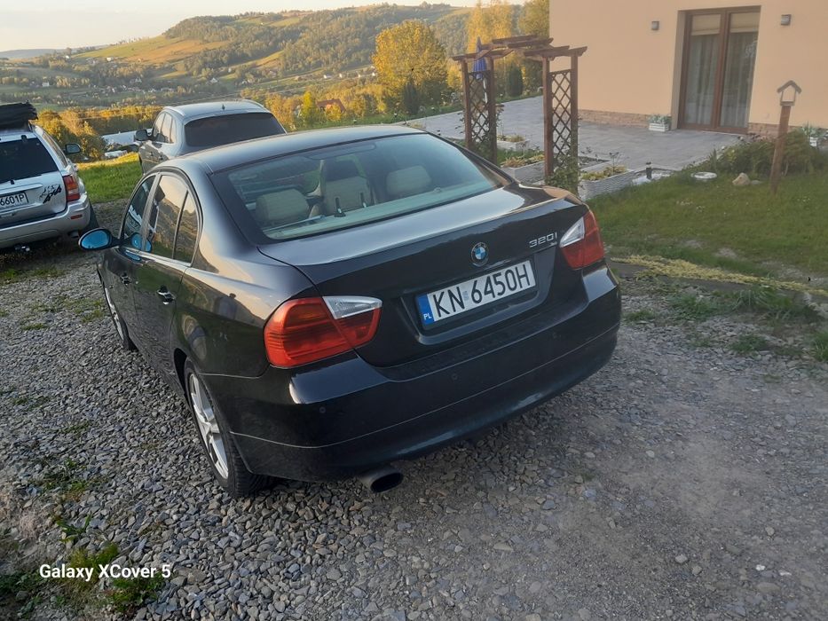 Sprzedam BMW E 90 320I