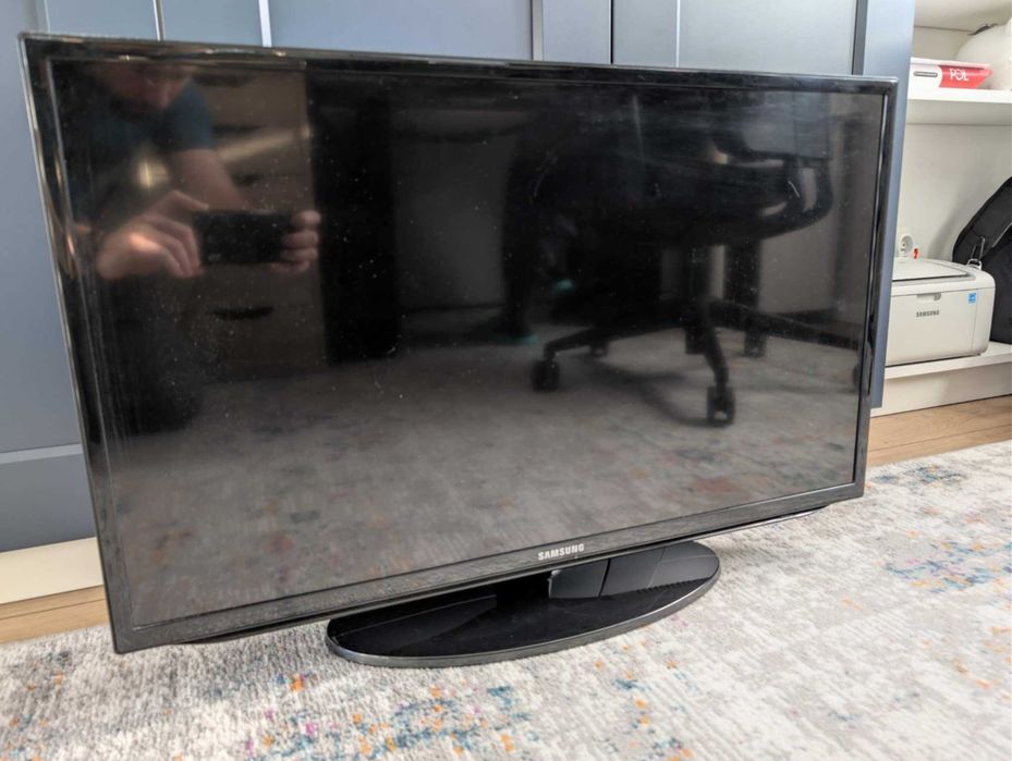 Telewizor Samsung 32" UE32EH5000W
