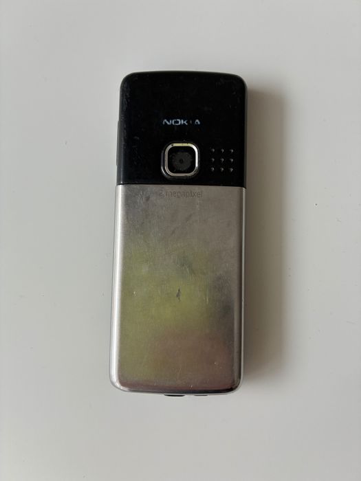 Telefon Nokia 6300