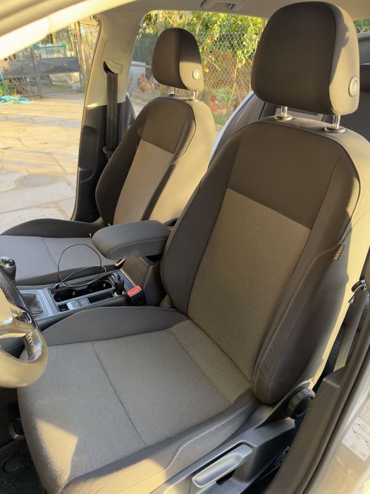 Volkswagen Golf 7 - 1.6 Tdi - Caixa 6 velocidades