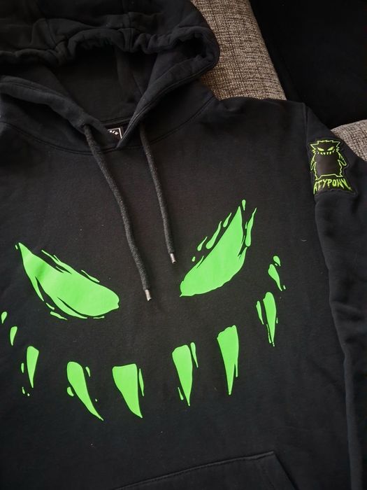 Bluza z kapturem Atypowy Szpaku Chivas Gugu Borcrew Młody Simba