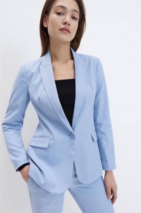 Класичний брючний костюм Mohito