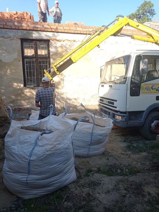 Маніпулятор Евакуатор JCB навантажувач