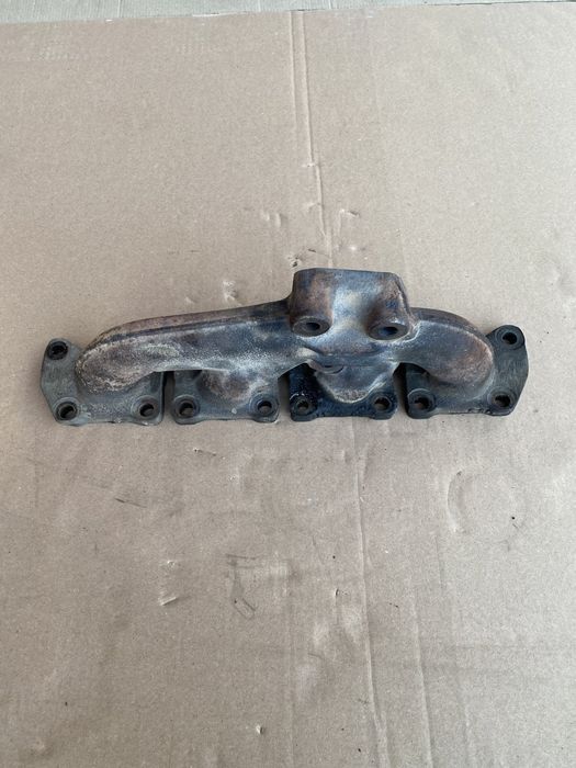 Випускний колектор Audi TT 8N. Ауді ТТ 8N.