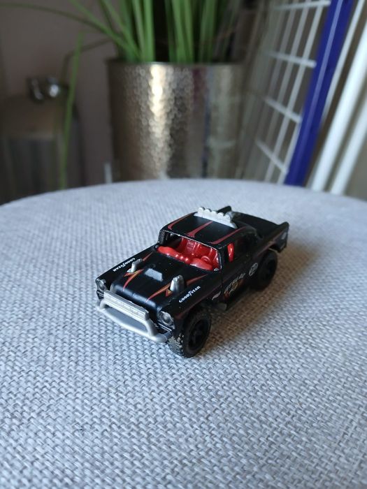 Autka hot wheels