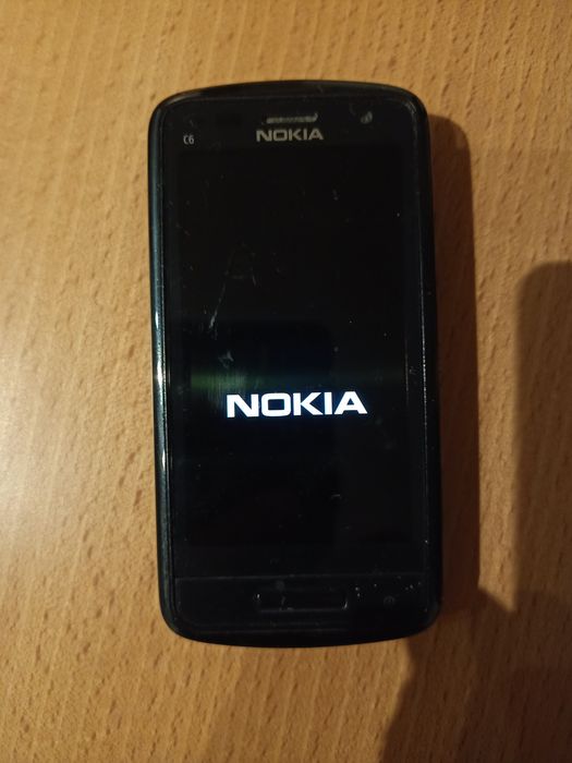 Nokia C6 -01 impecável