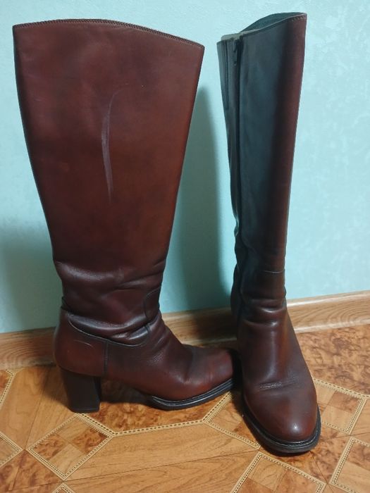 Шкіряні сапоги..