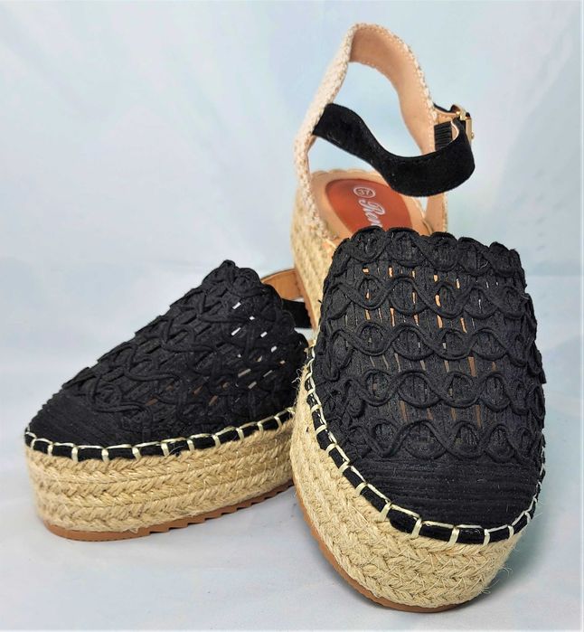 Espadryle czarne ażurowe