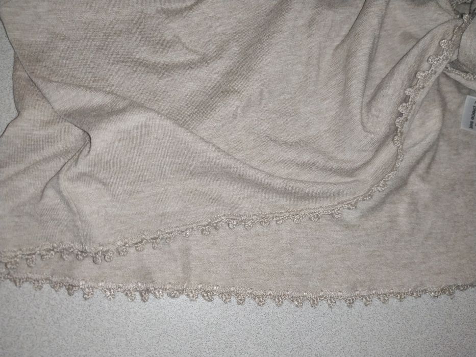 Narzuta wiązana beżowa wiskoza