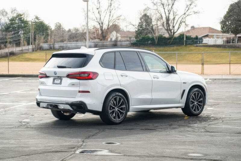 2022 BMW X5 xDrive45e