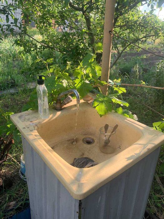 Дачка неподалік Білої Церкви .Ділянка приватизована.