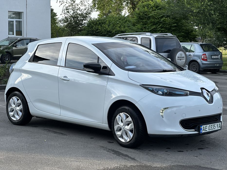 Продам Renault Zoe 2015