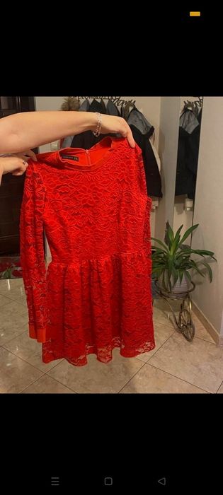 Czerwona sukienka