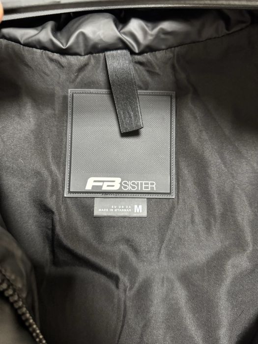 Куртка - пуховик чорна