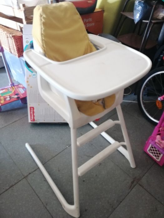 Cadeira de refeição bebé