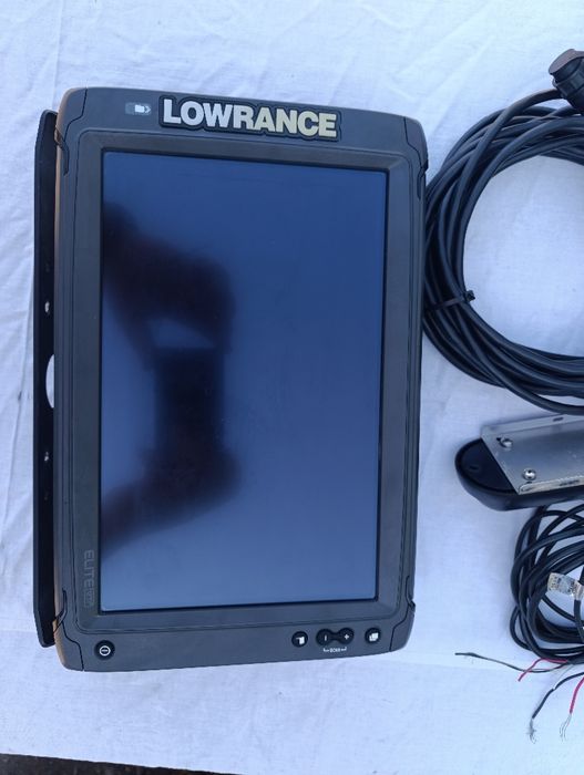 Lowrance 12 ti2  датчик Active Imaging 3in 1