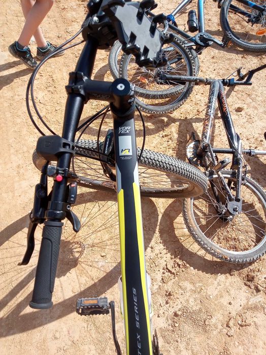 Bicicleta BTT Eleven