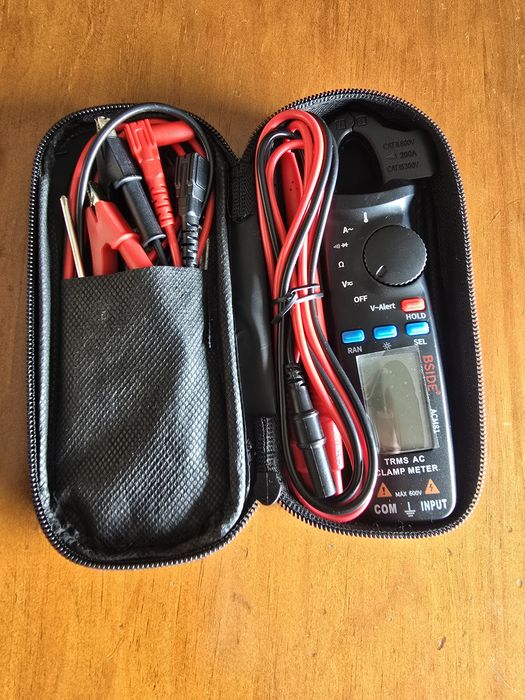 Máquina de análise de corrente e temperatura