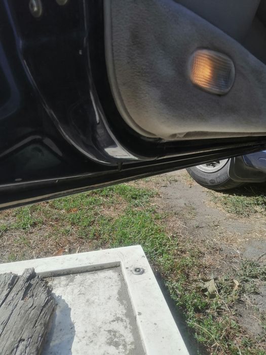 Продам Опель омега 2000р.с пробегом