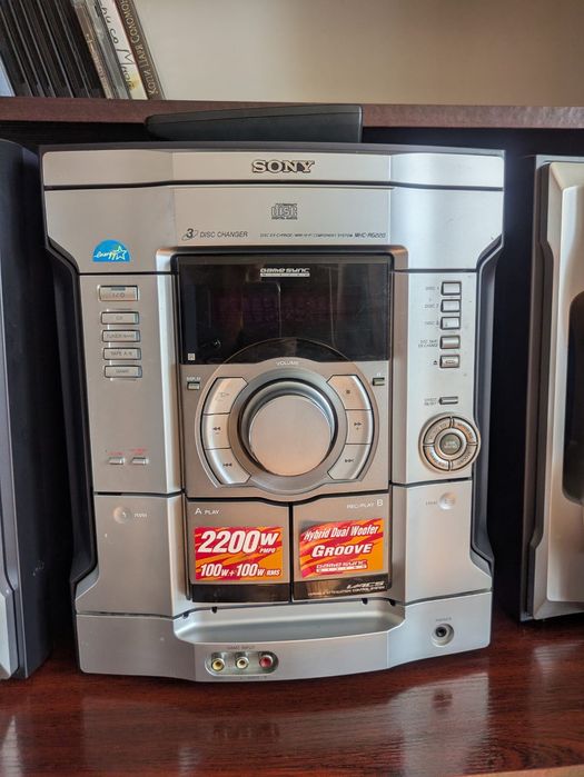 Музичний центр Sony MHC RG 220